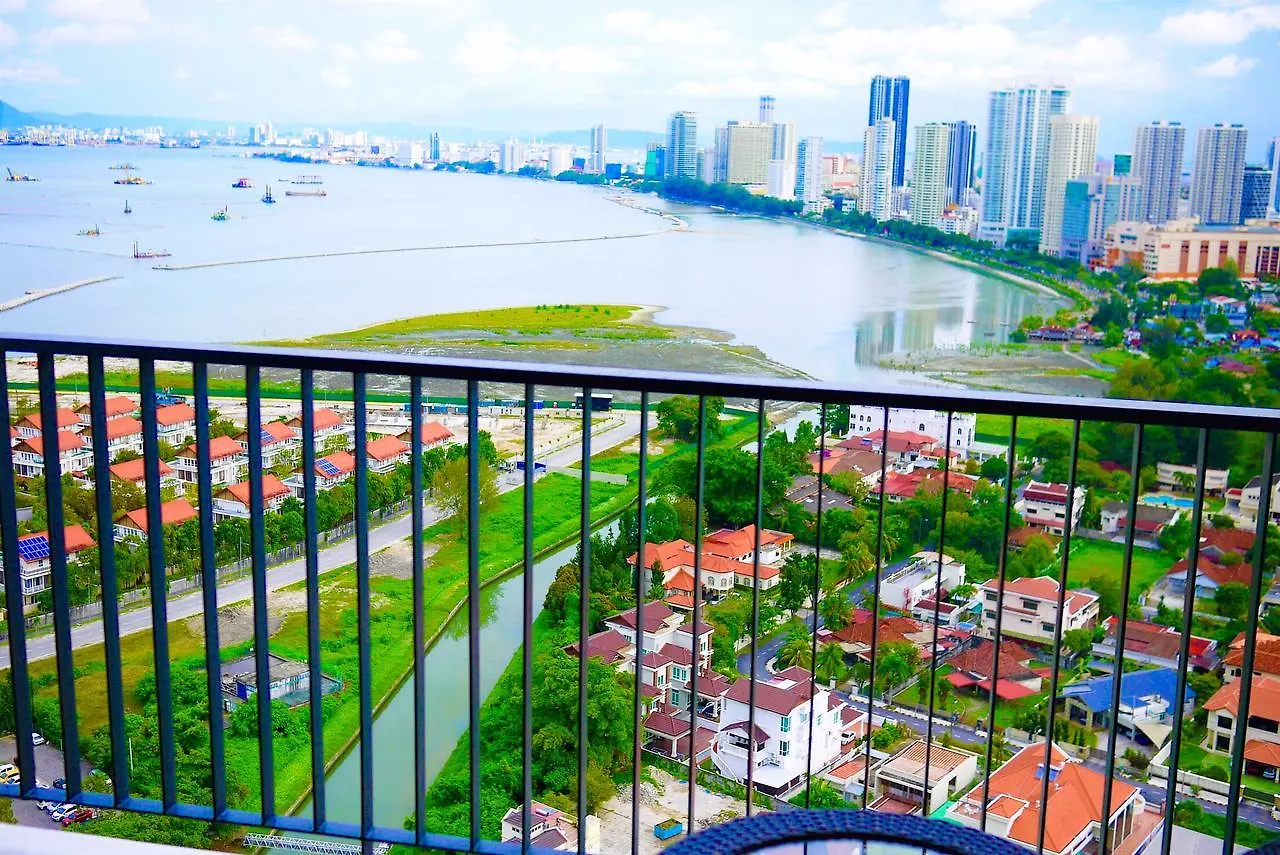 Gurney Seaview Luxury Studio ★ 优雅日出无敌海景套房 George Town Homestay
