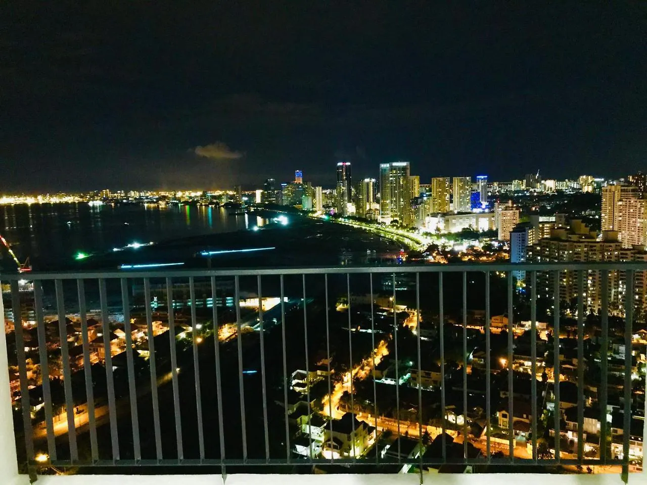 Homestay Gurney Seaview Luxury Studio ★ 优雅日出无敌海景套房 George Town